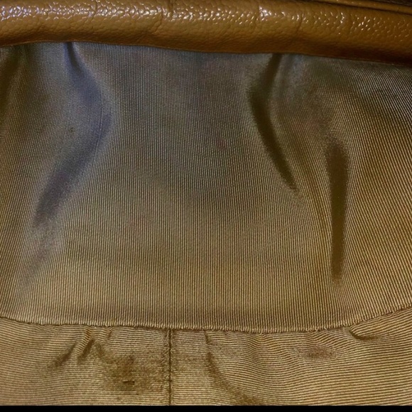 Tan beige Classic Chanel Timeless shoulder bag - Picture 15 of 16